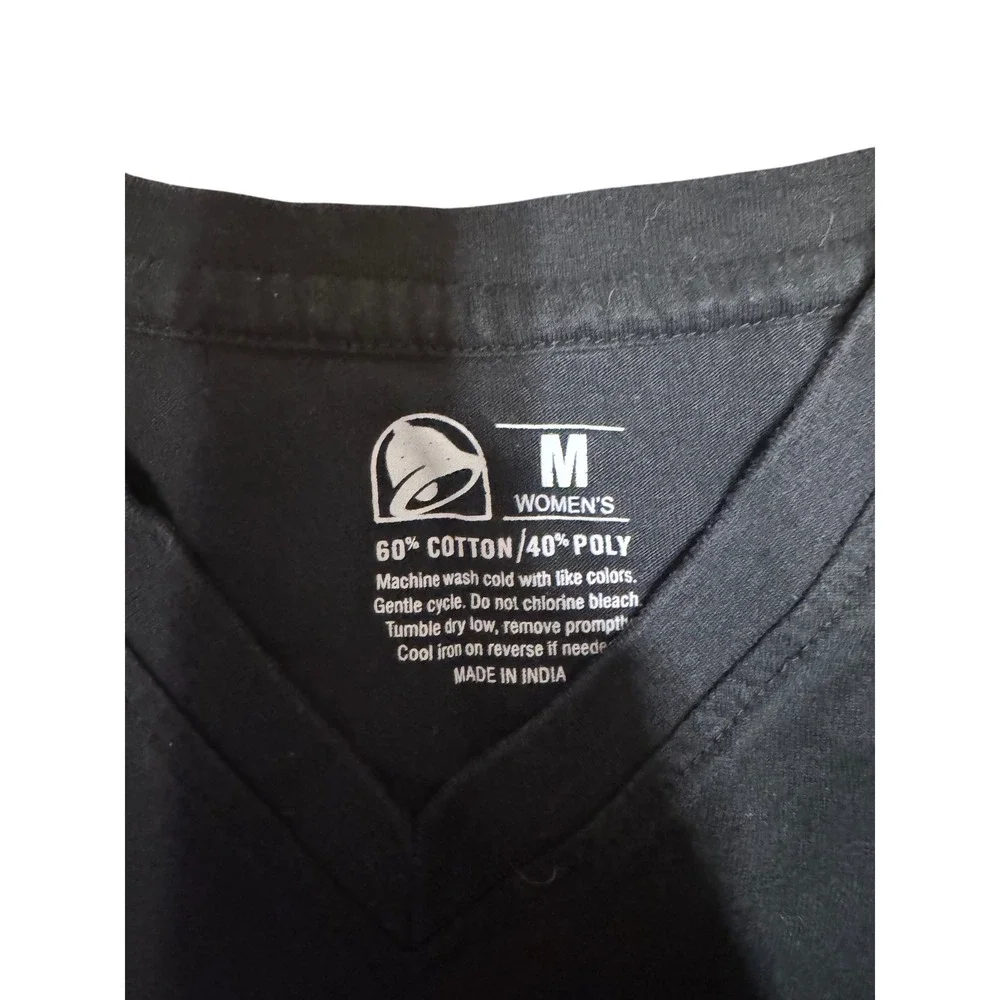 Taco Bell T Shirt Women's Medium Black V Neck‎ Colorful Graphic Tee - Picture 2 of 4